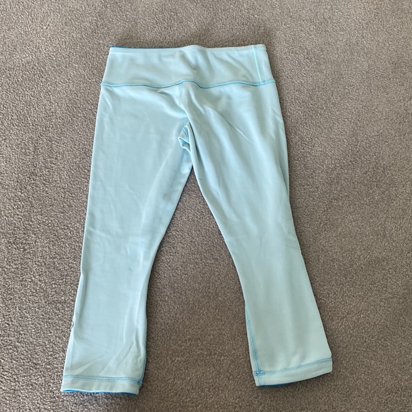 Lululemon leggings - Picture 4 of 5